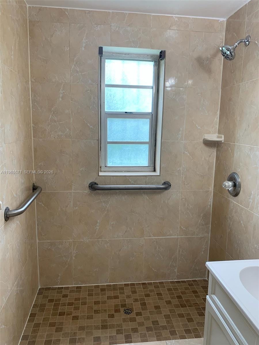 305 E 4th Avenue 1, Hialeah, FL 33010 photo 5