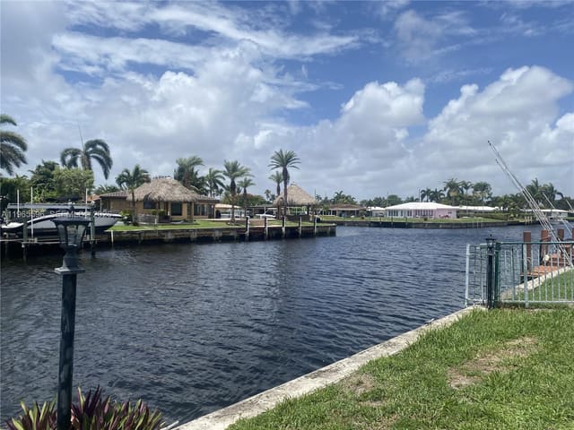 840 Pine Drive 204, Pompano Beach, FL 33060