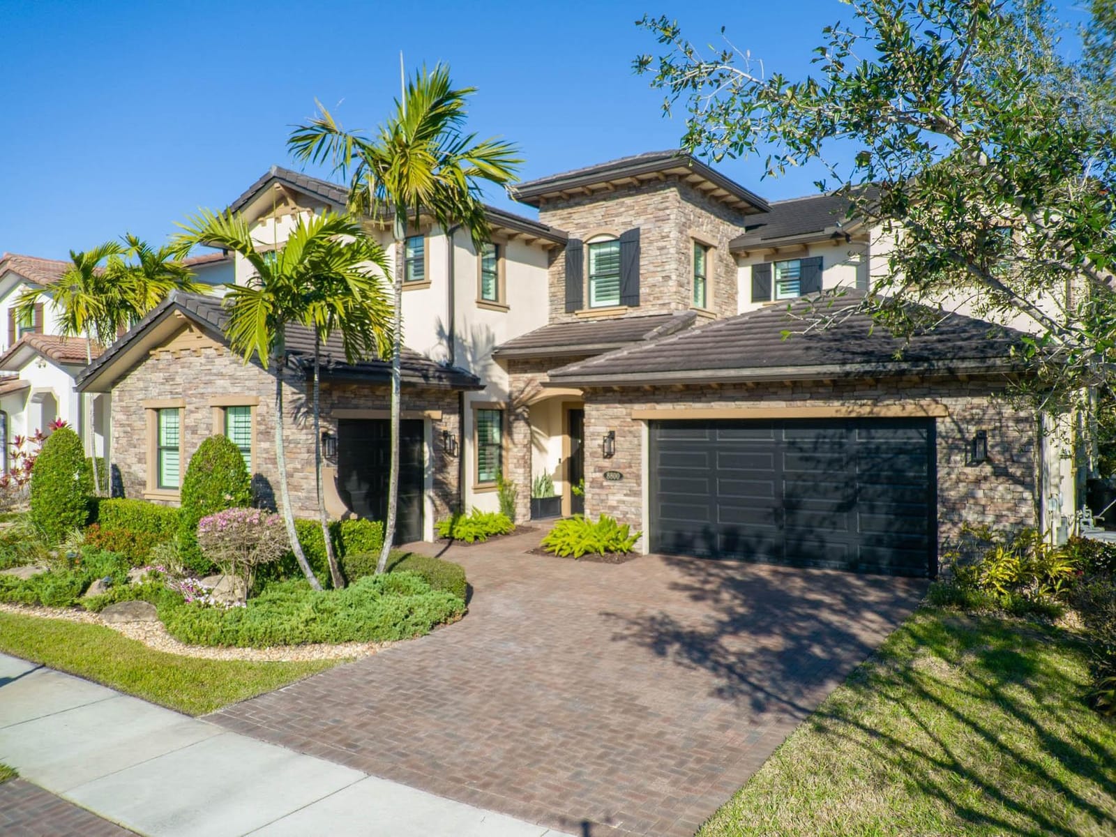 8800 Watercrest Circle — photo 8