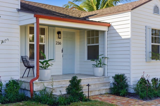 236 Greymon Drive, sold in Southland Park, West Palm Beach, FL
