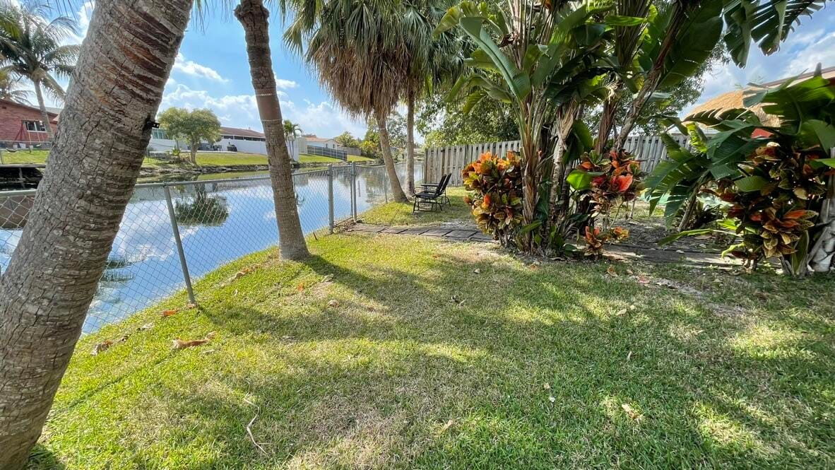 9282 NW 24th Place, Sunrise, FL 33322 photo 9
