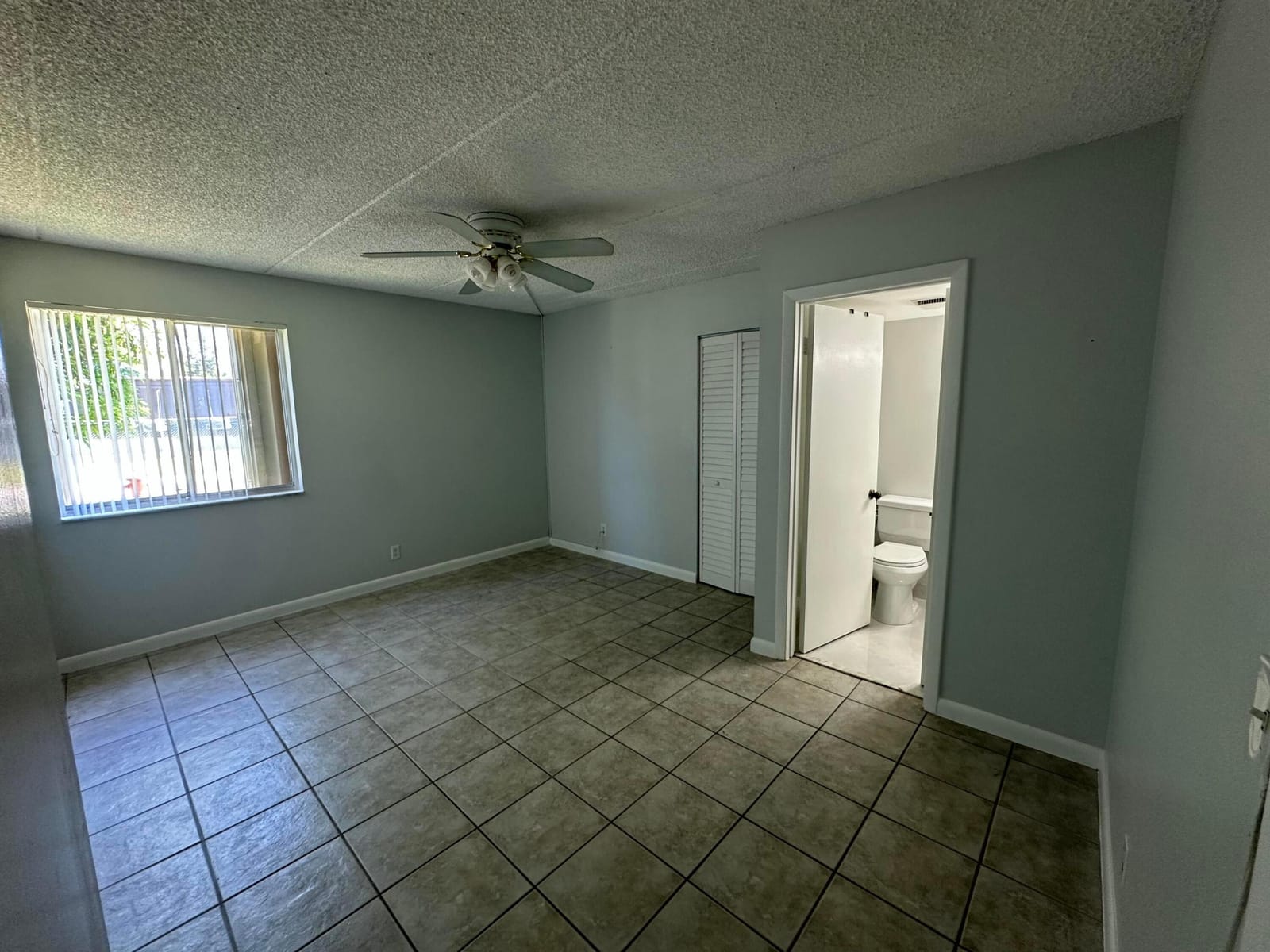 1799 Fairview Villas Drive 1, Palm Springs, FL 33406 photo 17