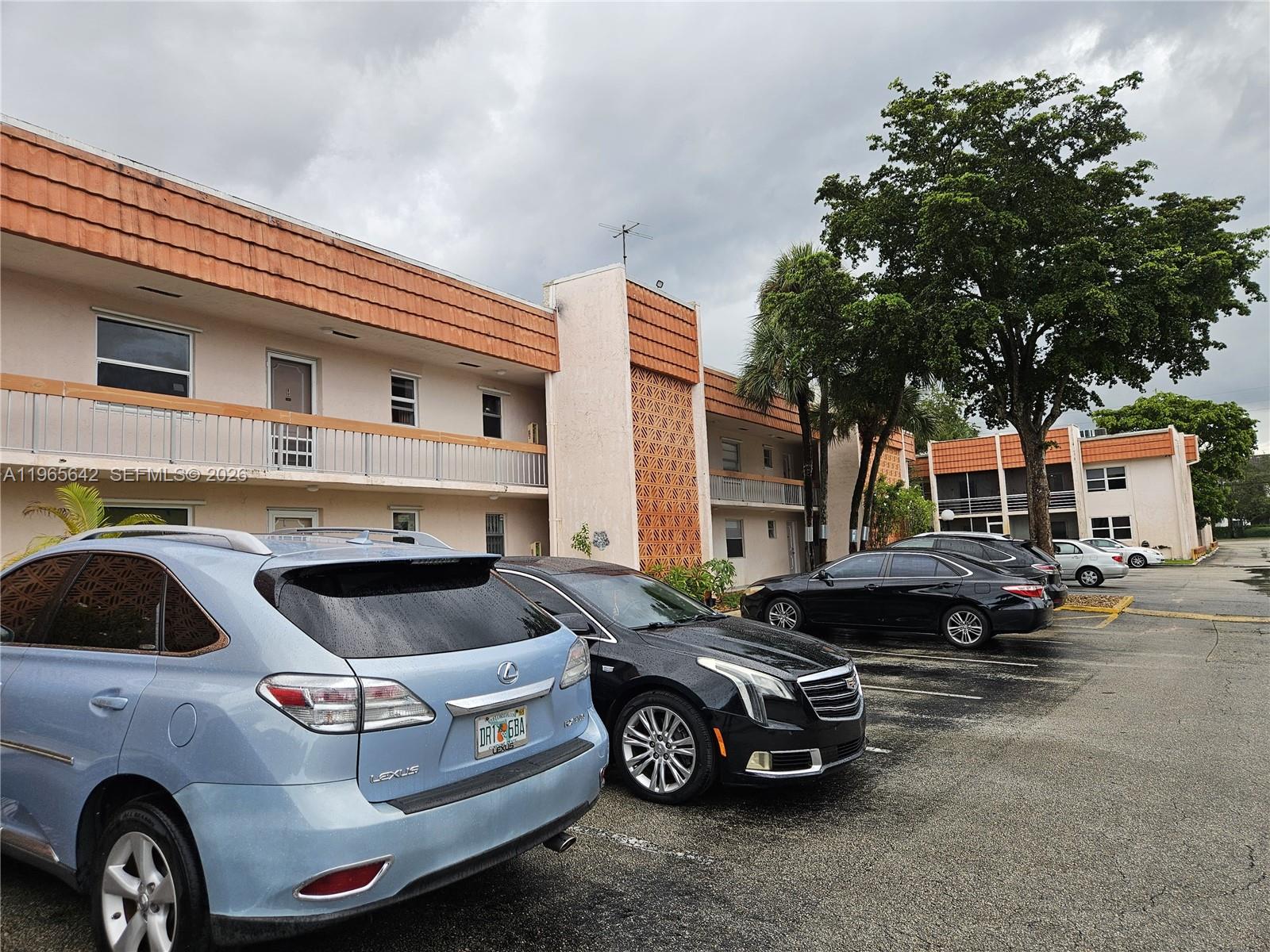 7610 Stirling Road 102C, Davie, FL 33024, Davie