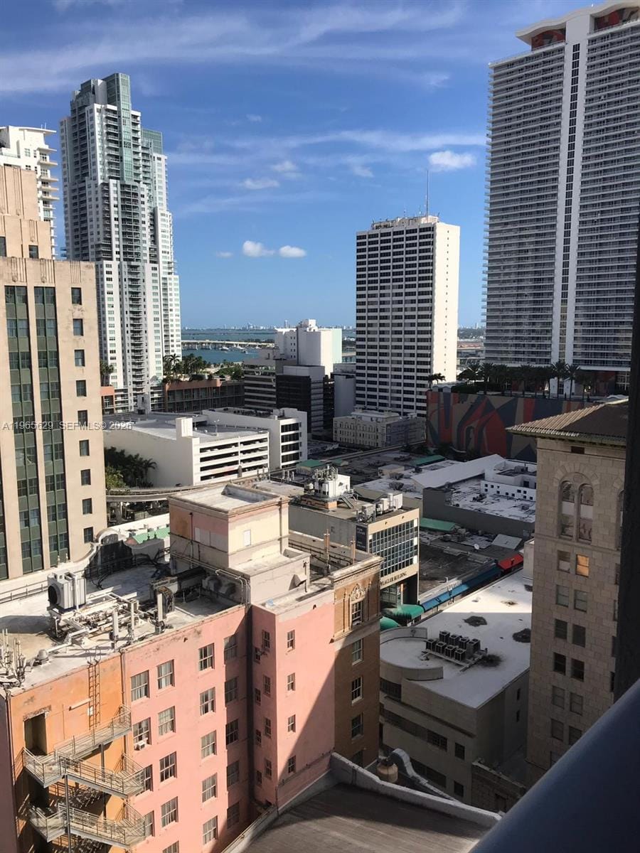 151 SE 1st Street 1808, Miami, FL 33131 photo 11