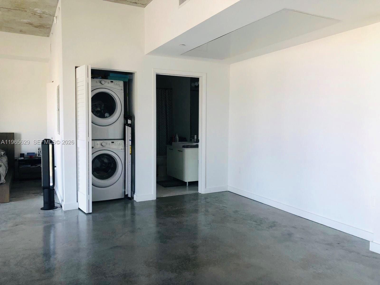 151 SE 1st Street 1808, Miami, FL 33131 photo 8
