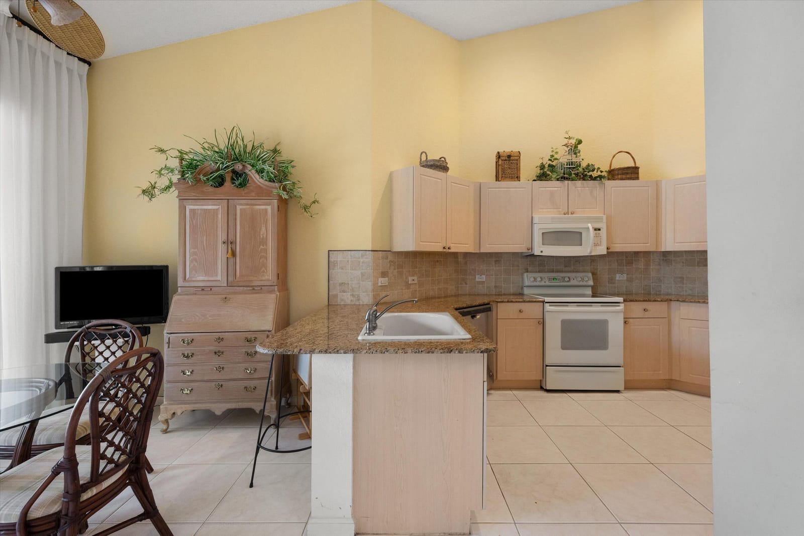 4659 Carlton Golf Drive, Lake Worth, FL 33449 photo 13