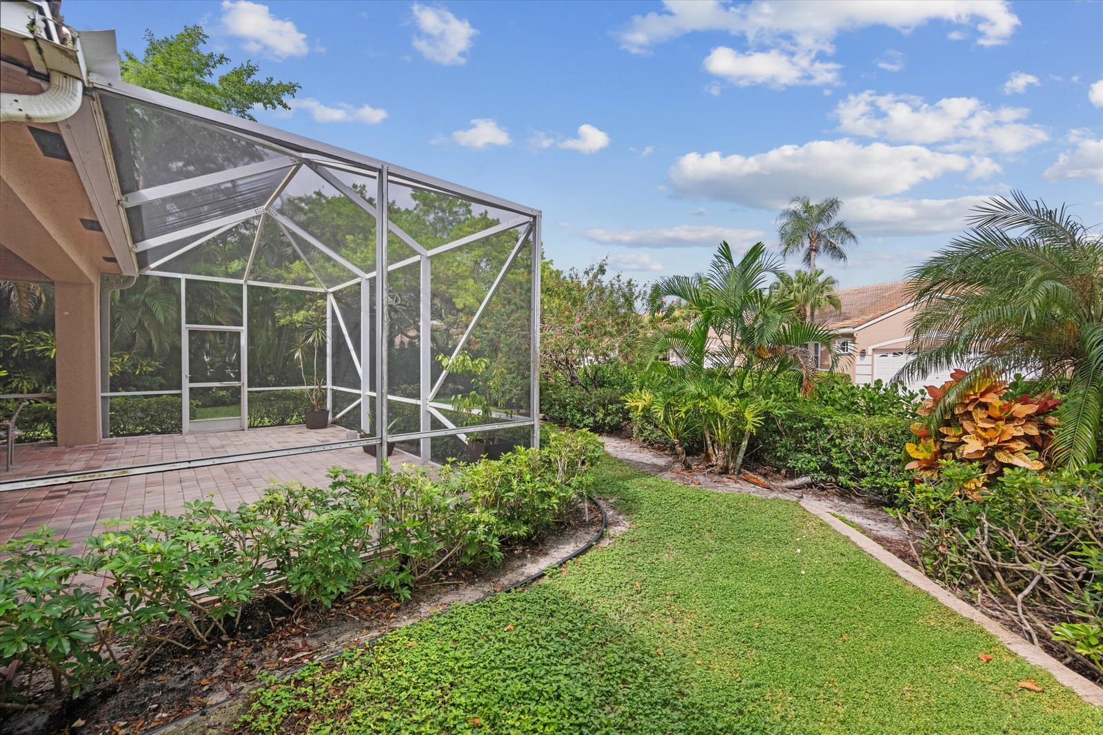 4659 Carlton Golf Drive, Lake Worth, FL 33449 photo 24