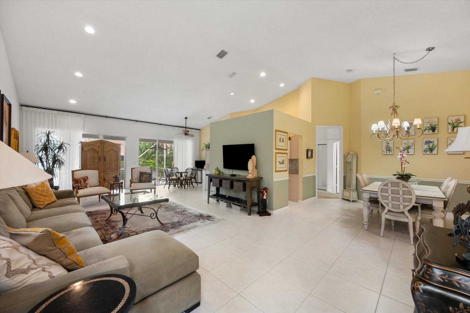 4659 Carlton Golf Drive — photo 8