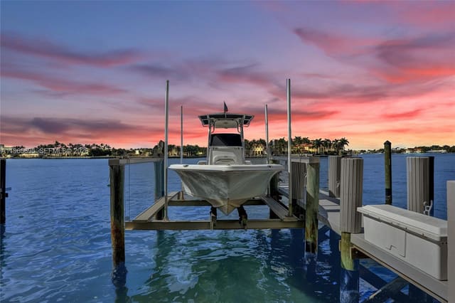 301 N Birch Road 8N, sold in Birch Pointe, Fort Lauderdale, FL