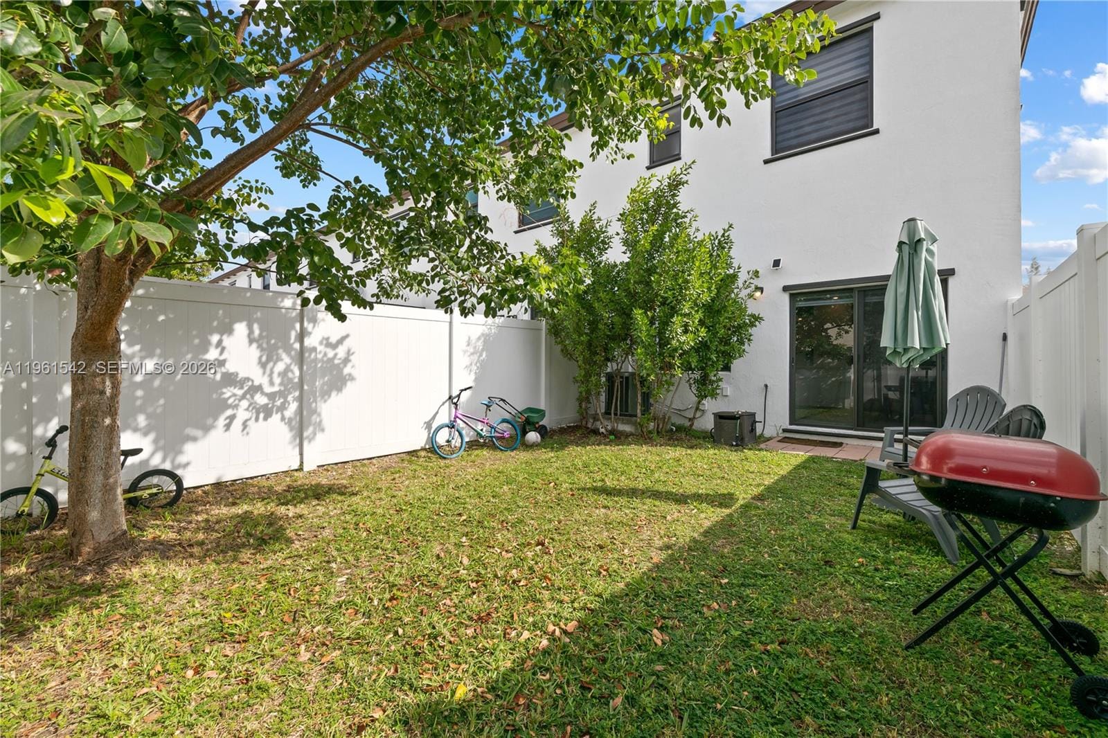 11006 W 32nd Lane, Hialeah, FL 33018 photo 19