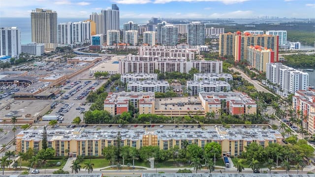 200 172nd Street 222, sold in Avila South Condo, Sunny Isles Beach, FL