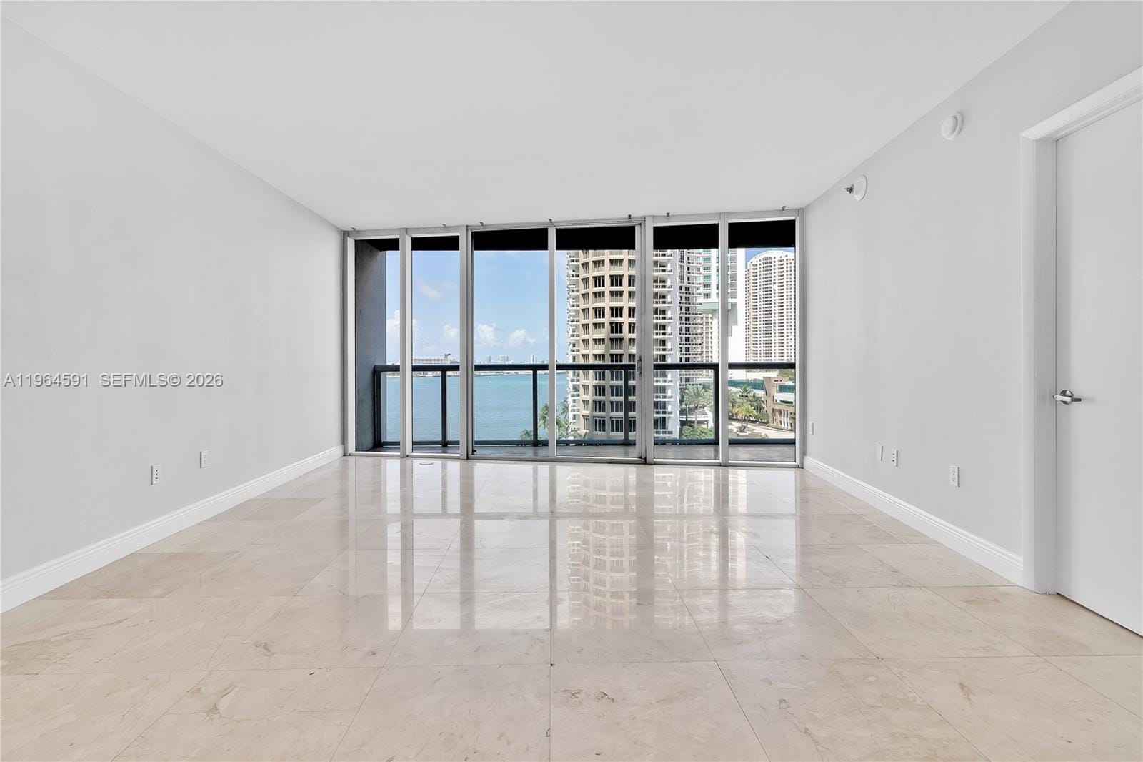 465 Brickell Avenue 917, Miami, FL 33131 photo 7