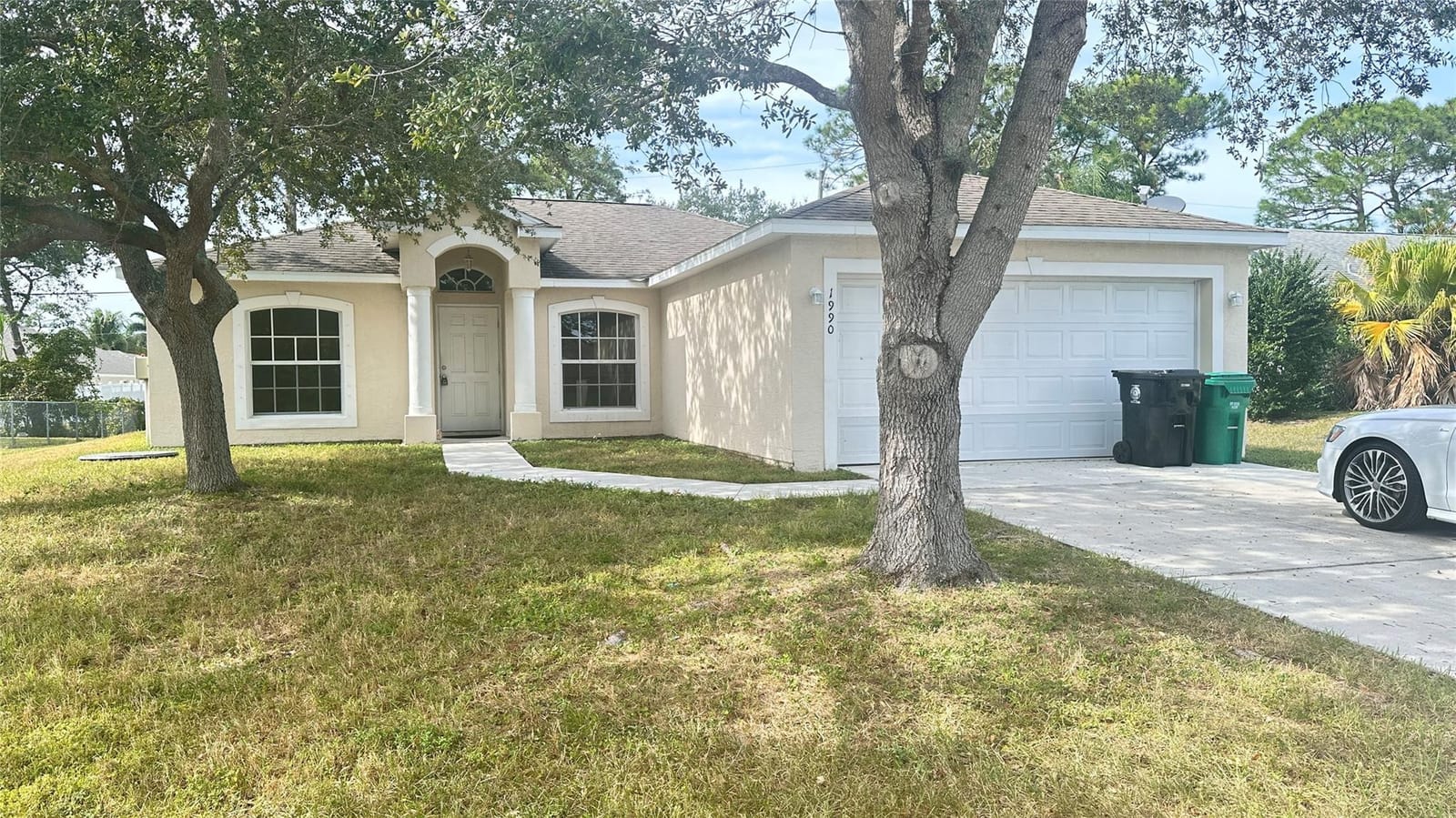 1990 SE Floresta Drive — photo 1