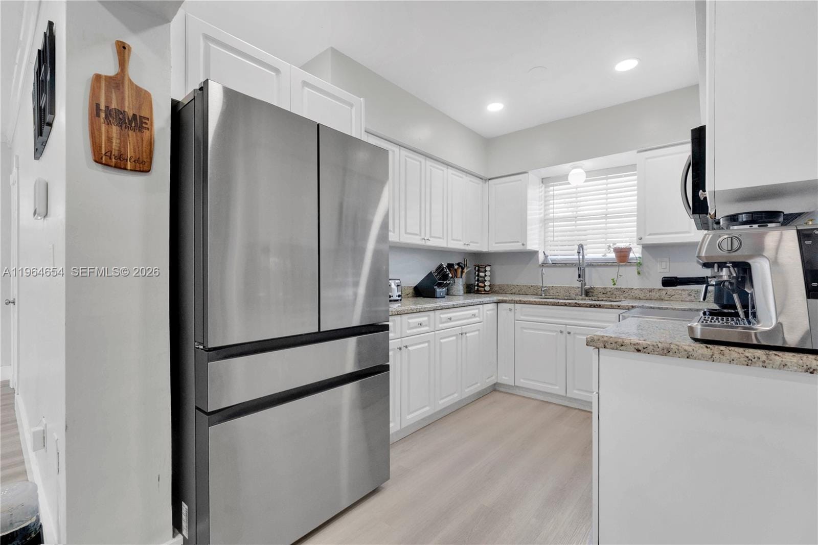 16895 NE 4th Place, North Miami Beach, FL 33162 photo 9