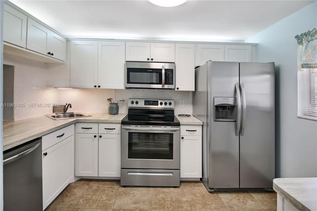 1501 S Ocean Boulevard 129, sold in Gardens By The Sea, Lauderdale By The Sea, FL