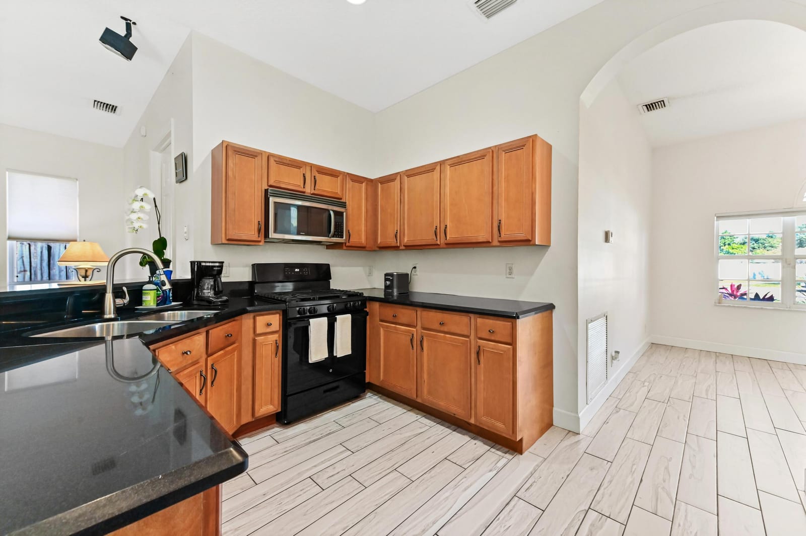 1791 Pierce Drive, Lake Worth Beach, FL 33460 photo 8