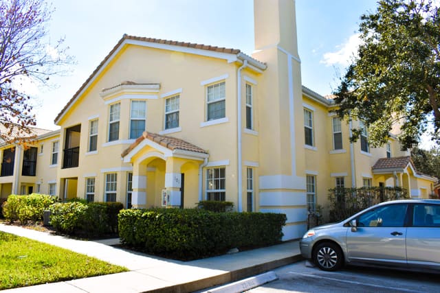 142 SW Peacock Boulevard 22101, Port St. Lucie, FL 34986