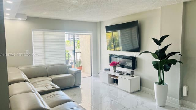 14250 SW 62nd Street 319, Cypress Club Of Kendale C, Miami, FL