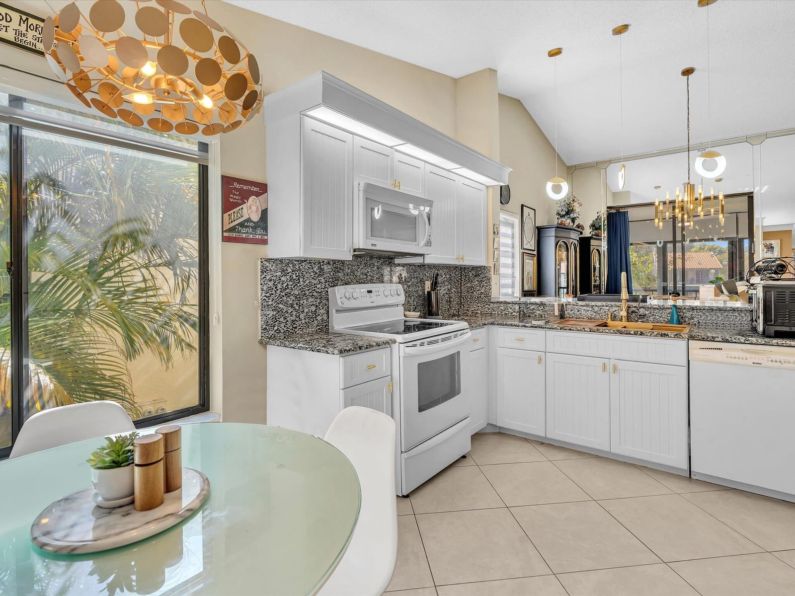 10215 N Circle Lake Drive 201, Boynton Beach, FL 33437 photo 7