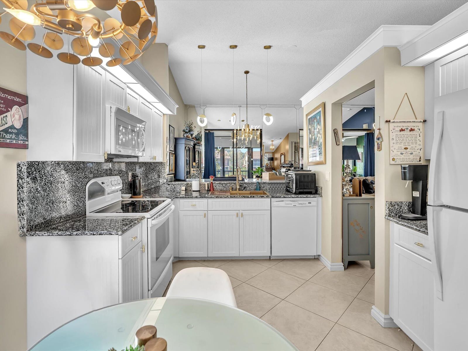 10215 N Circle Lake Drive 201, Boynton Beach, FL 33437 photo 8