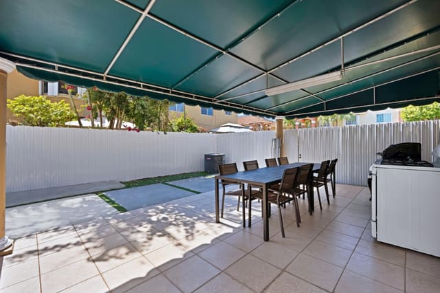 13446 SW 153rd Terrace 2101, sold in Vista Alegre Townhomes Vi, Miami, FL