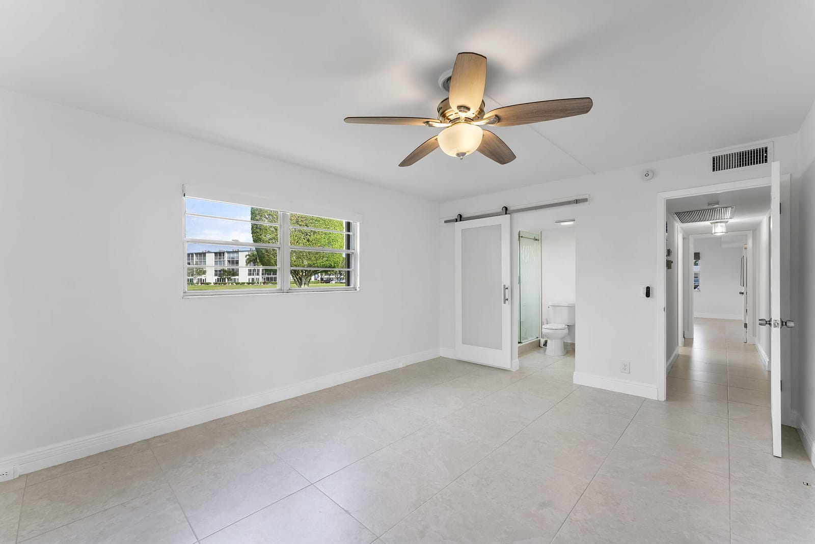 1037 Guildford C, Boca Raton, FL 33434 photo 14
