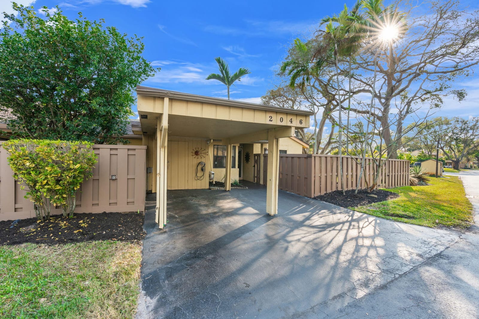 2046 Deer Creek Woodlands Place — photo 2