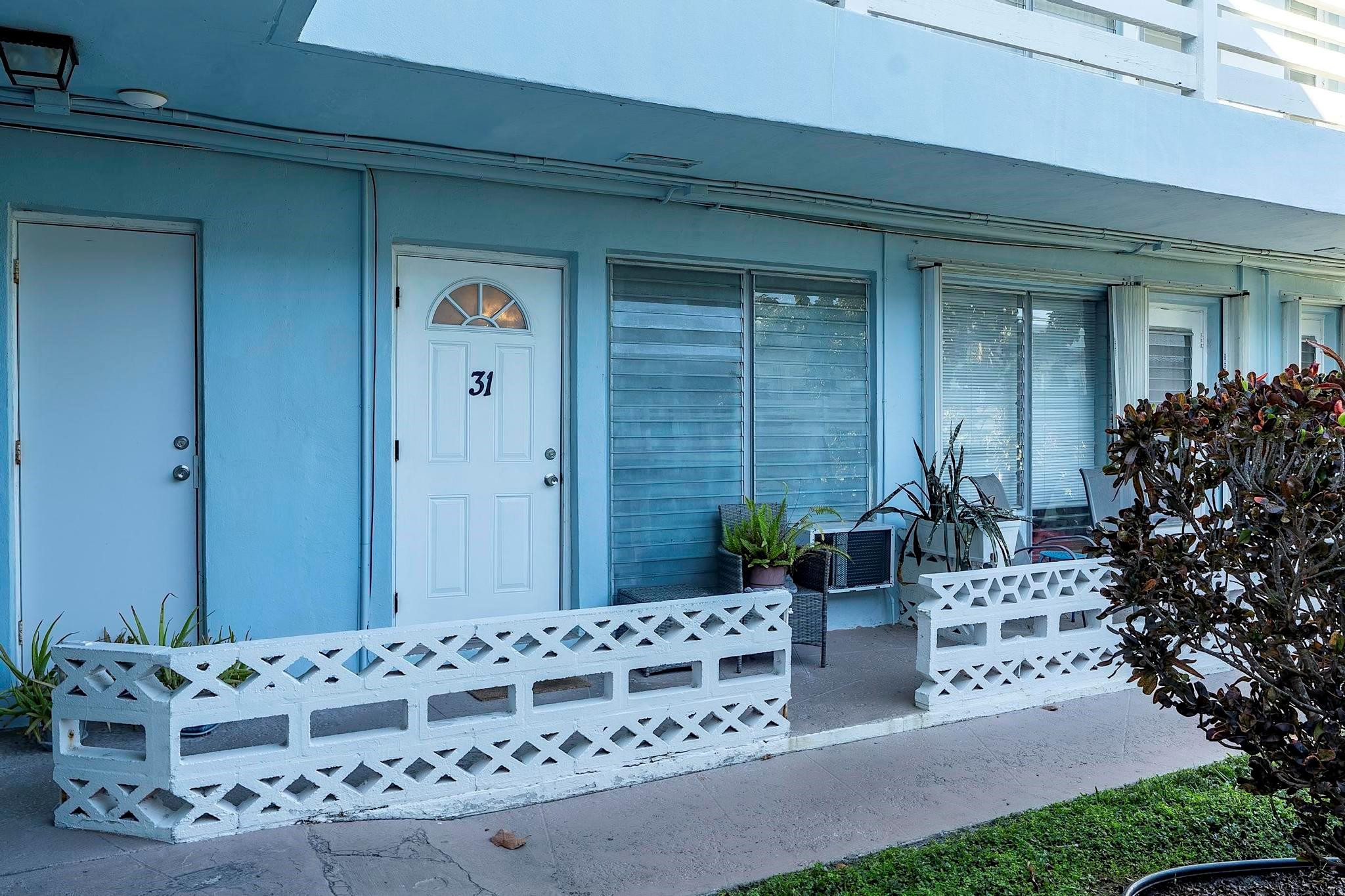 2700 NE 135th Street 31, North Miami, FL 33181, North Miami