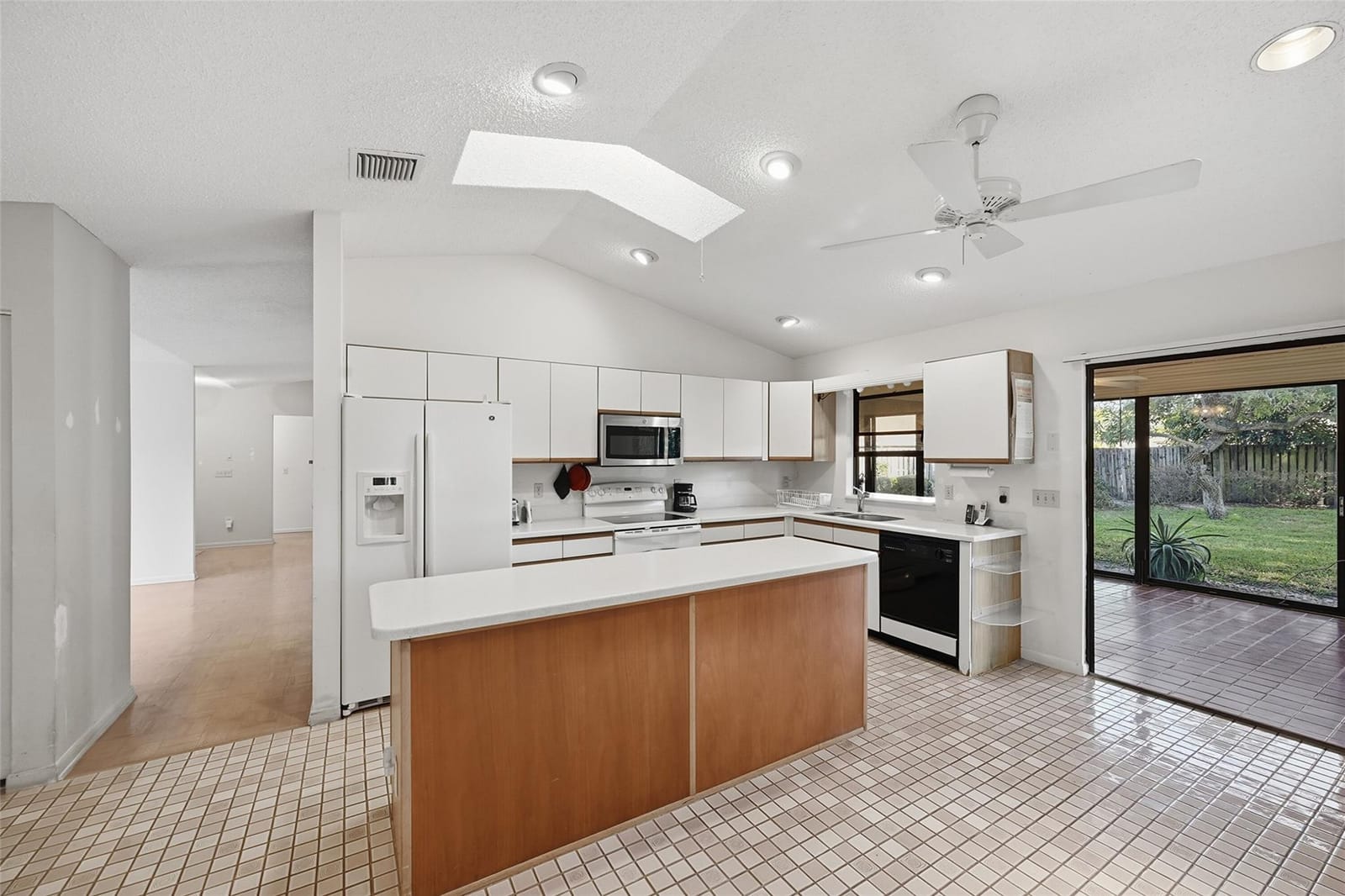 2805 NW 15th Street, Delray Beach, FL 33445 photo 14