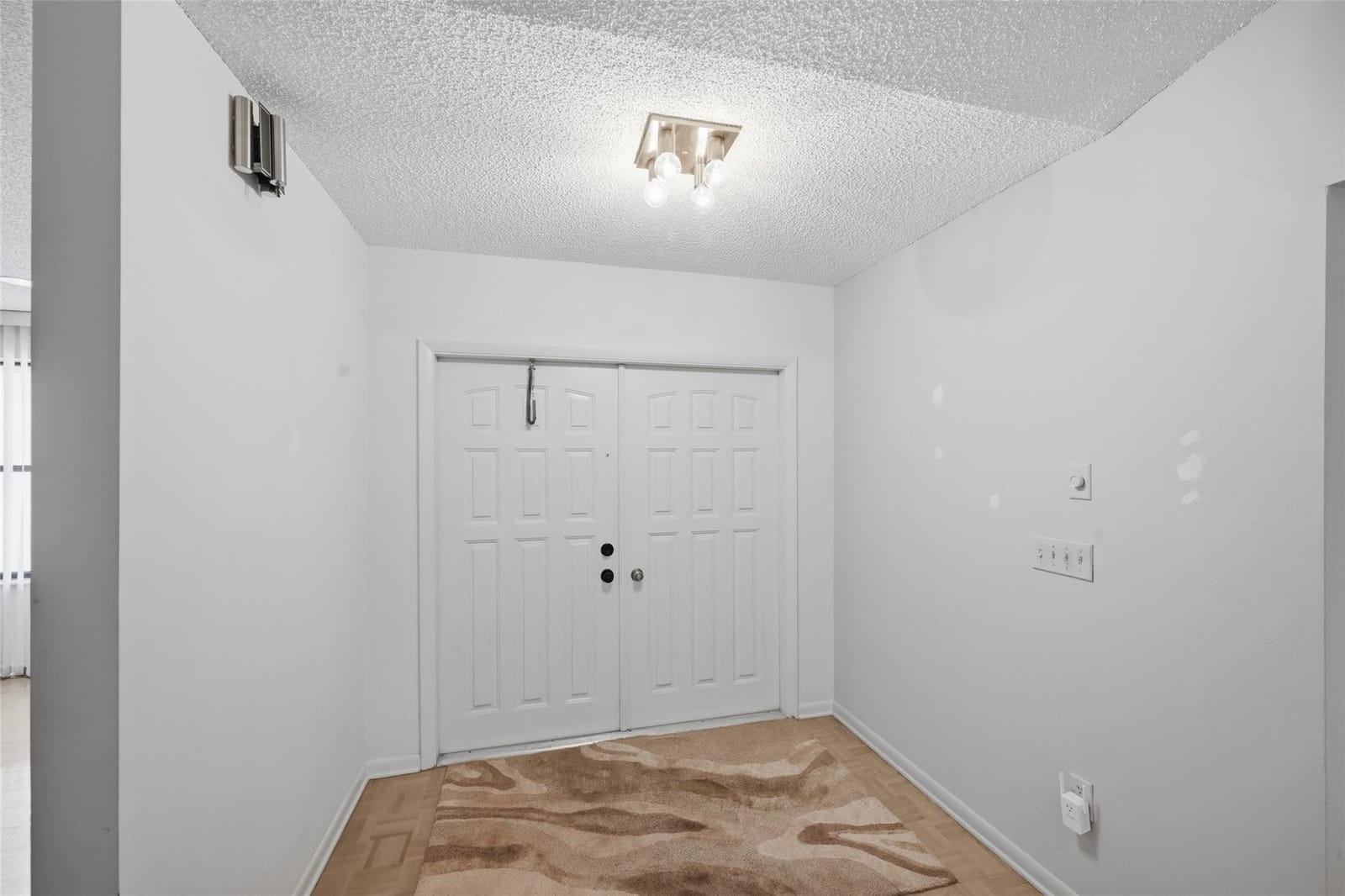 2805 NW 15th Street — photo 3