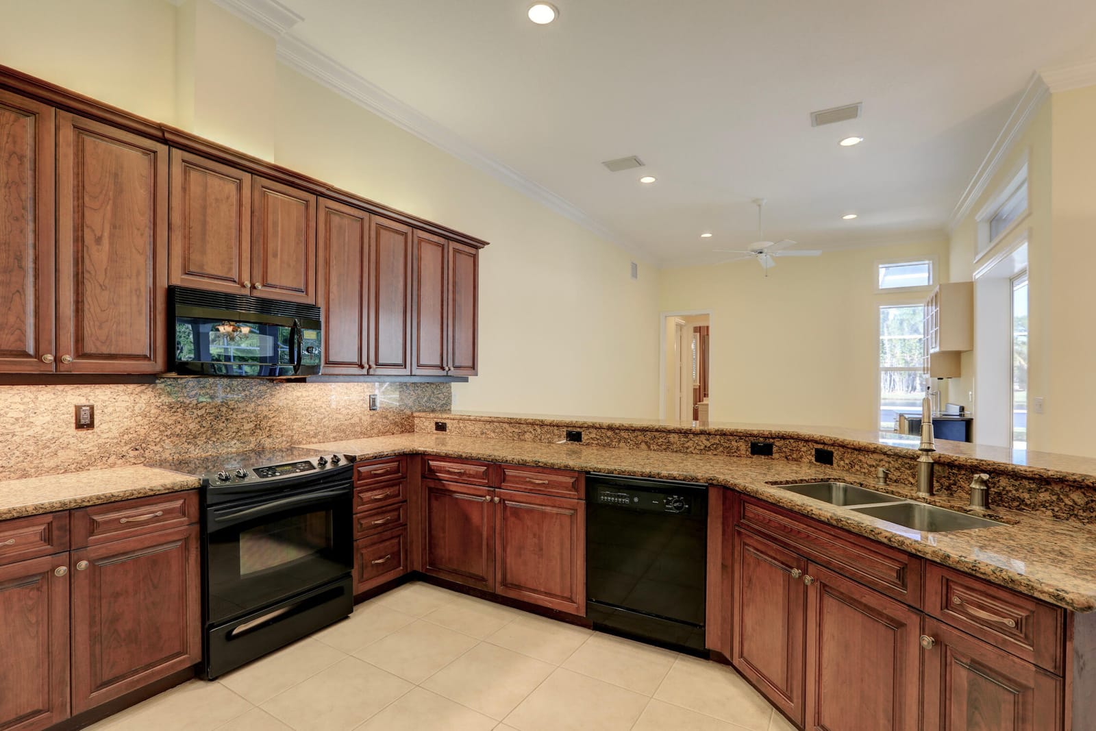 1080 Buckhead Drive SW — photo 8