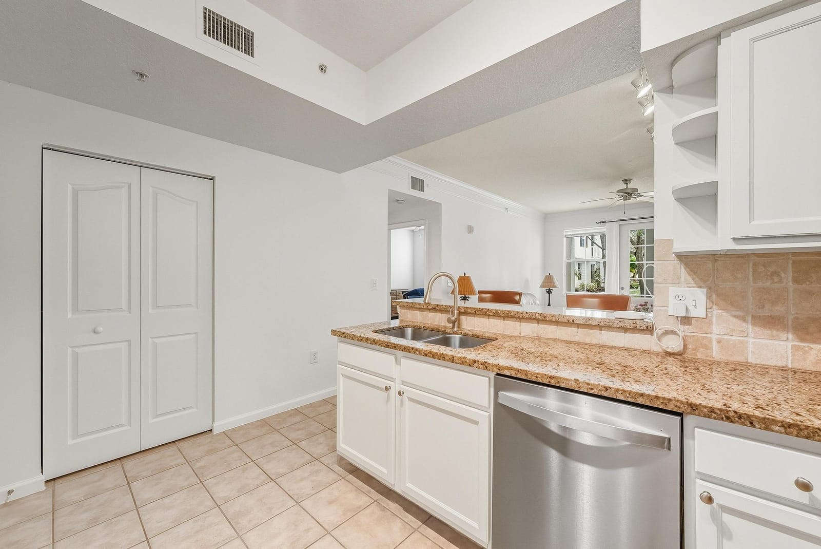 225 Murcia Drive 109, Jupiter, FL 33458 photo 10