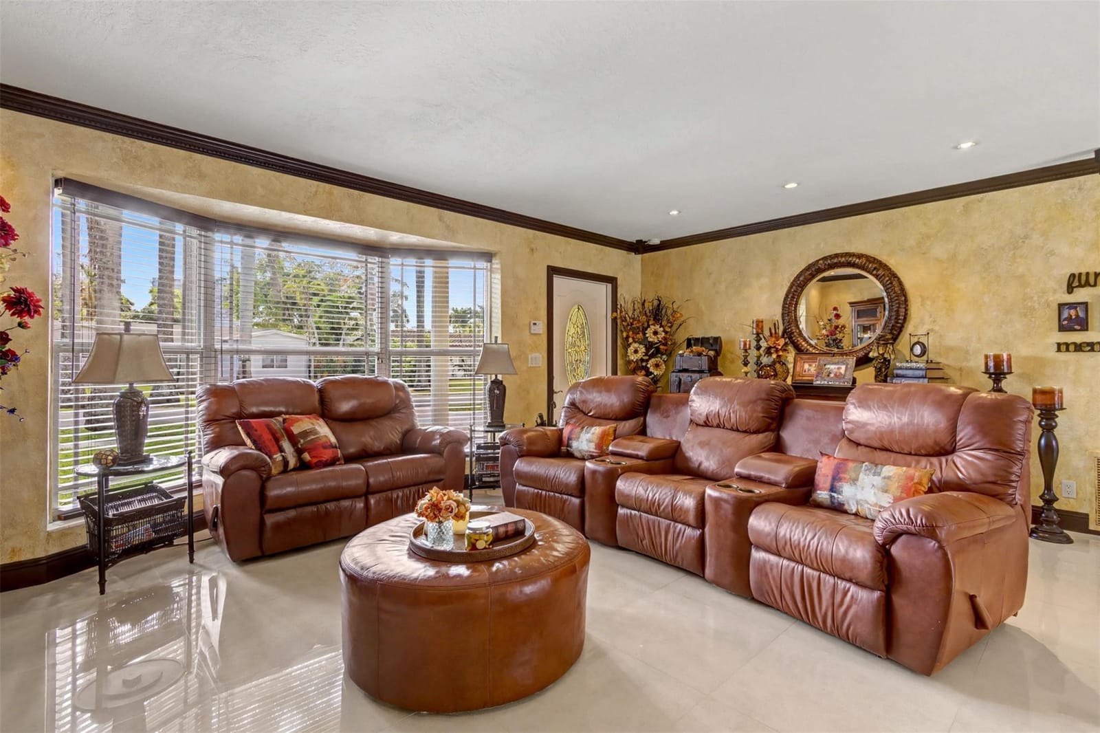 1017 NE 4th Street, Hallandale Beach, FL 33009 photo 14
