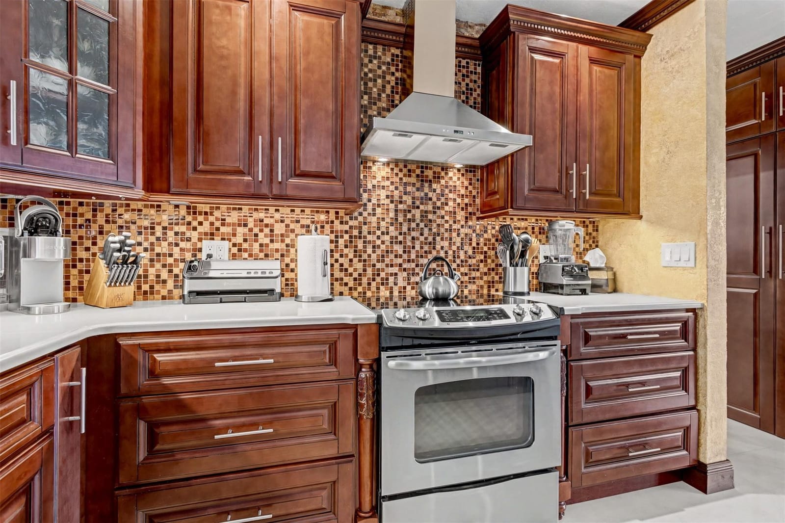 1017 NE 4th Street, Hallandale Beach, FL 33009 photo 21