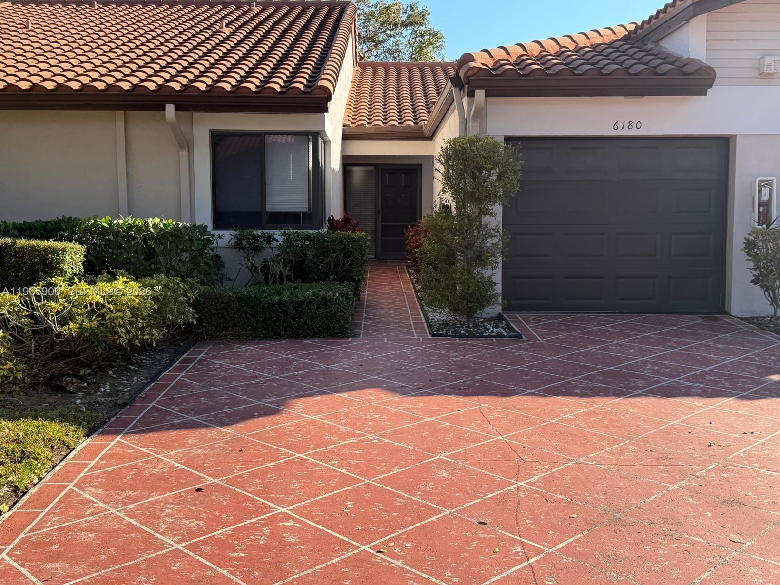 6180 Kings Gate Circle, Delray Beach, FL 33484 photo 2