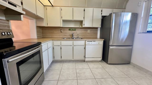 6090 N Sabal Palm Boulevard 108, Tamarac, FL 33319