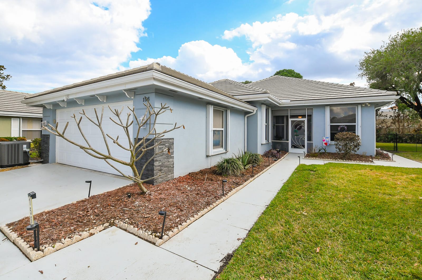 156 NW Bentley Circle, Port St. Lucie, FL 34986