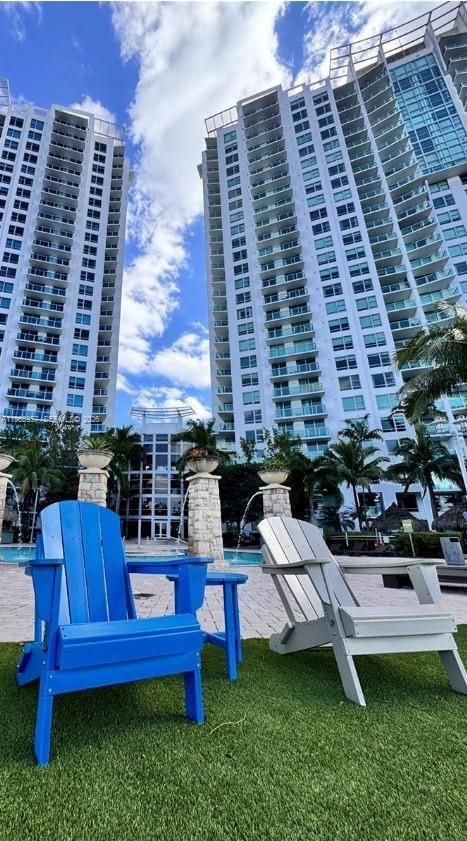 2681 N Flamingo Road 2302S, Sunrise, FL 33323 photo 2