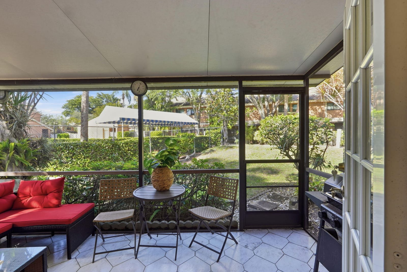 2049 NW 45th Avenue — photo 4