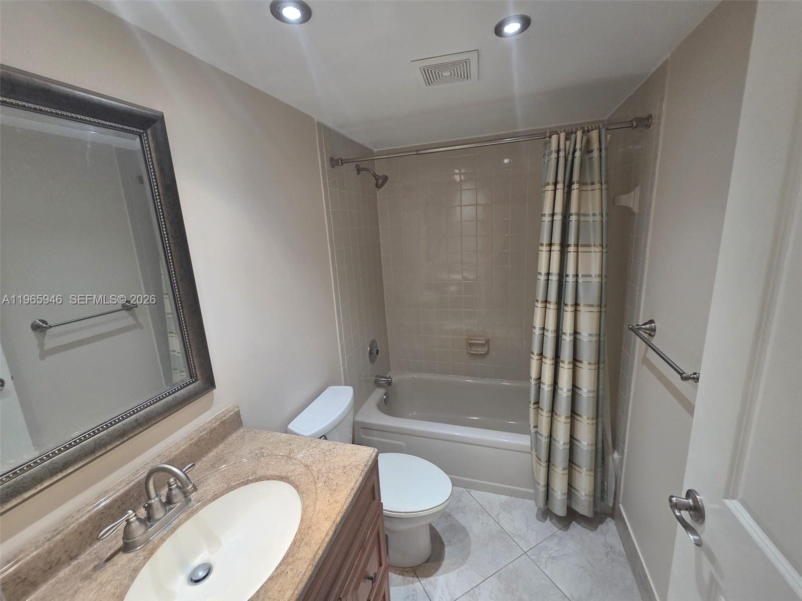 6675 S Oriole Boulevard 1040 — photo 10