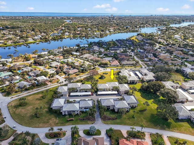 4 SE Turtle Creek Drive B, sold in Turtle Creek Apartment Buildings Condo, Jupiter, FL