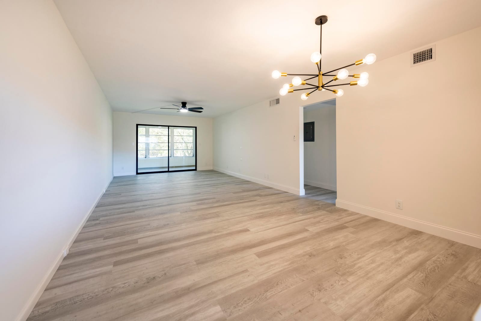 2303 Lucaya Lane N3 — photo 4