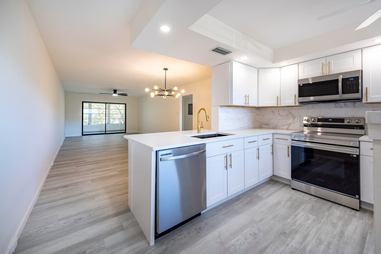2303 Lucaya Lane N3 — photo 5