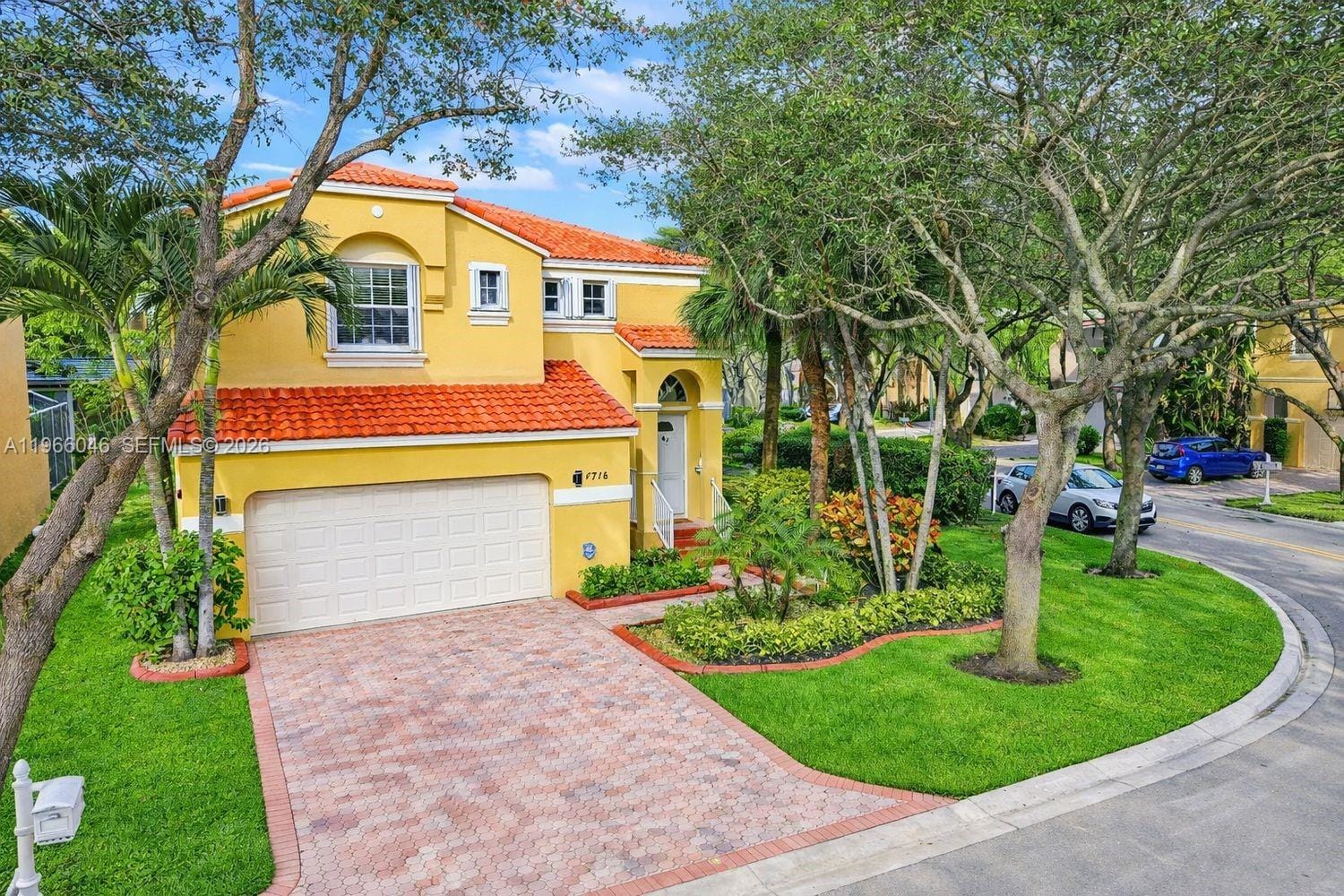 3 bedroom home for sale at 4716 114th, Coral Springs, FL 33076 — $599,000