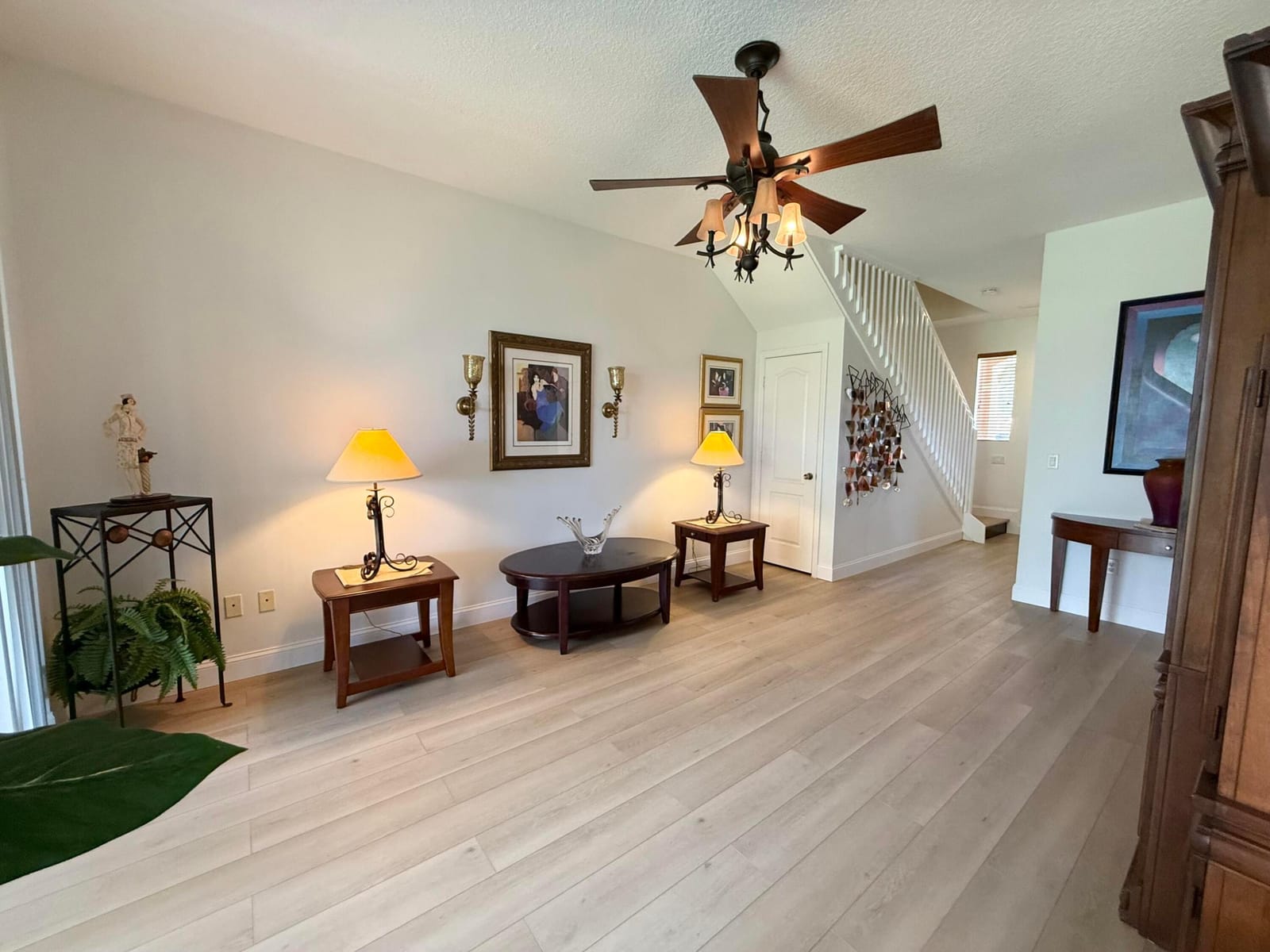 369 River Bluff Lane — photo 5