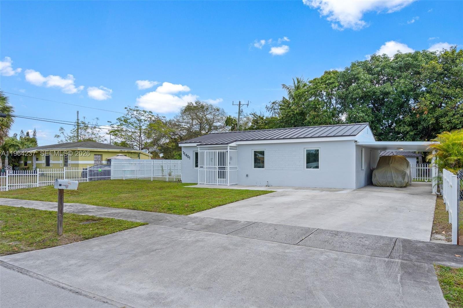 15401 NW 28th Court, Miami Gardens, FL 33054 photo 11