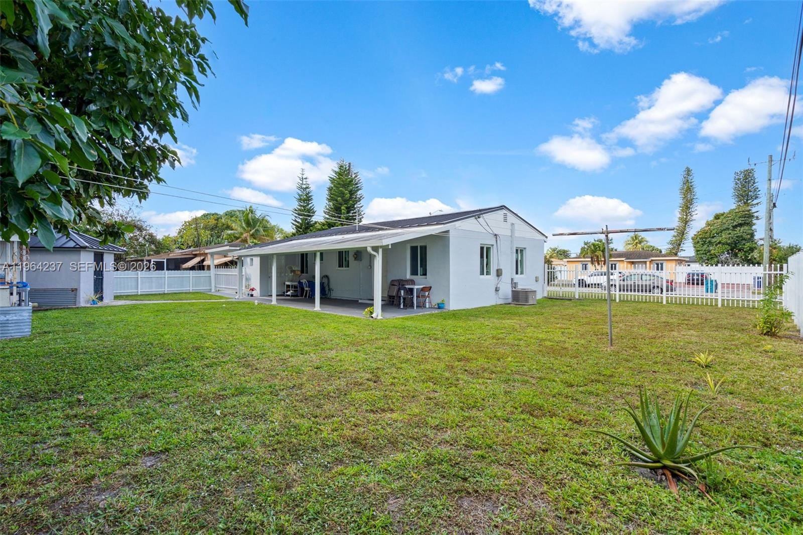 15401 NW 28th Court, Miami Gardens, FL 33054 photo 7