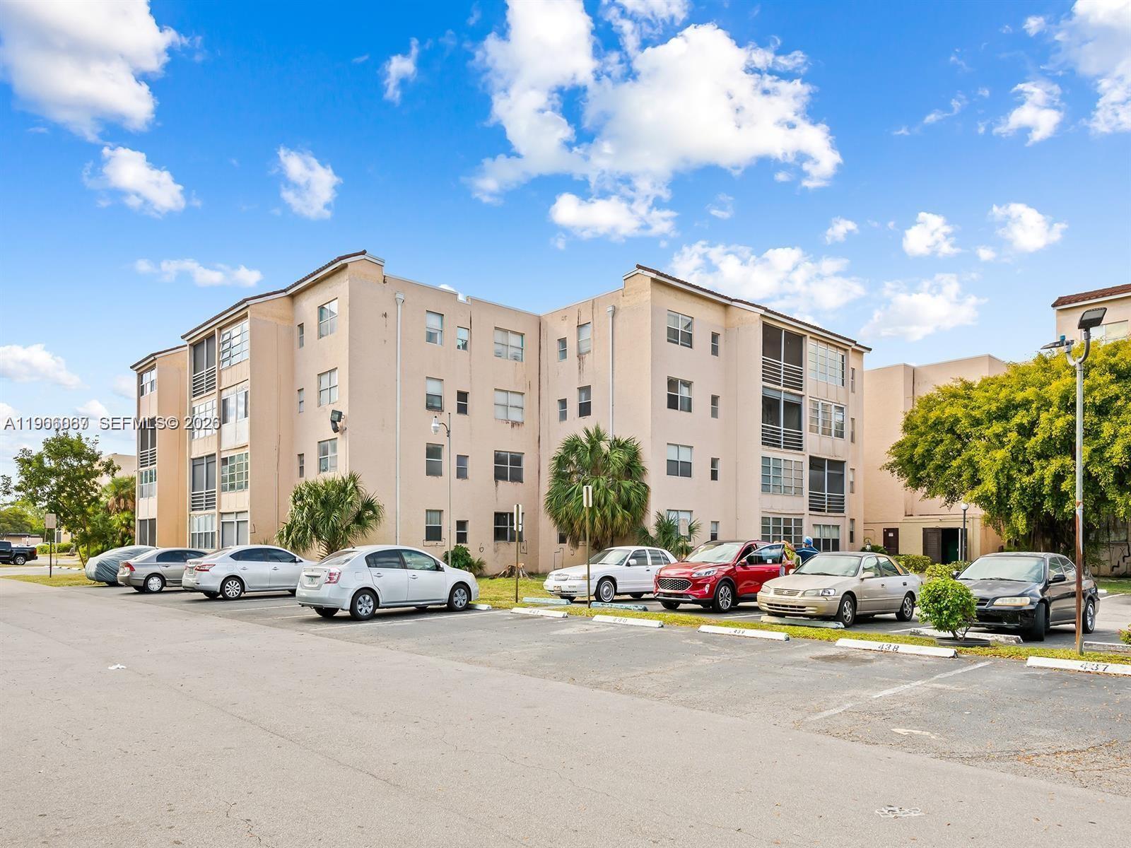 2840 Somerset Drive 400M, Lauderdale Lakes, FL 33311, Lauderdale Lakes