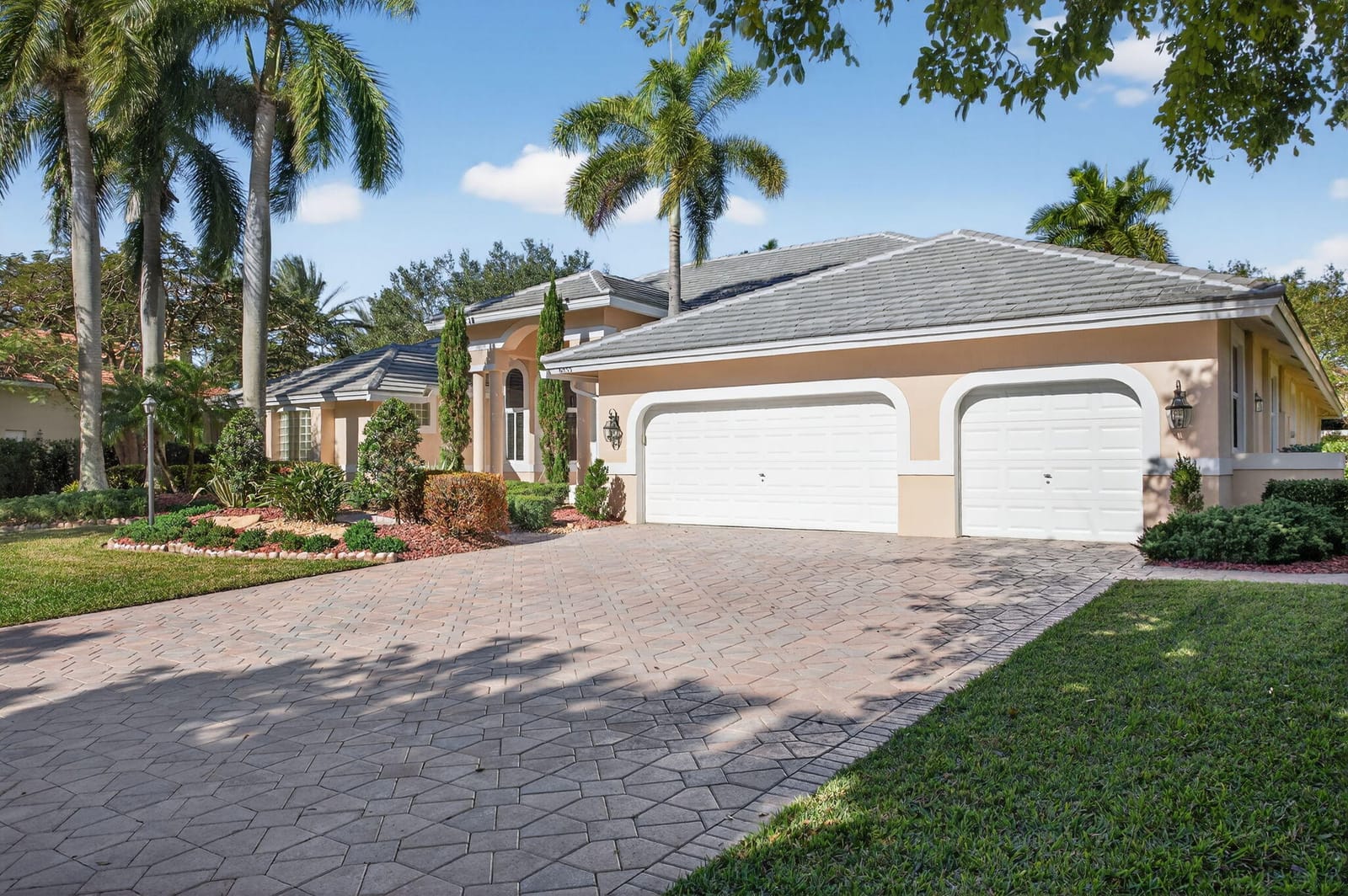 6855 NW 102nd Lane, Parkland, FL 33076 photo 3