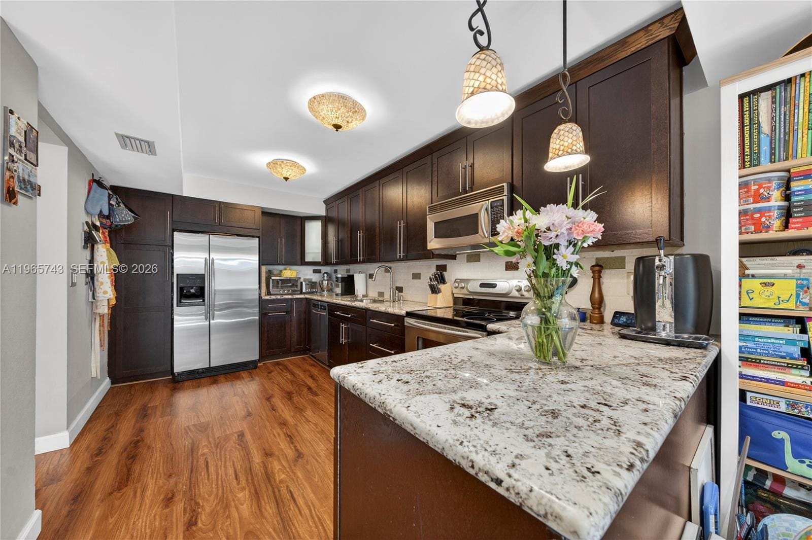 8733 Cleary Boulevard, Plantation, FL 33324 photo 4